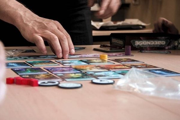 Les jeux de société et de réflexion les plus populaires et divertissants